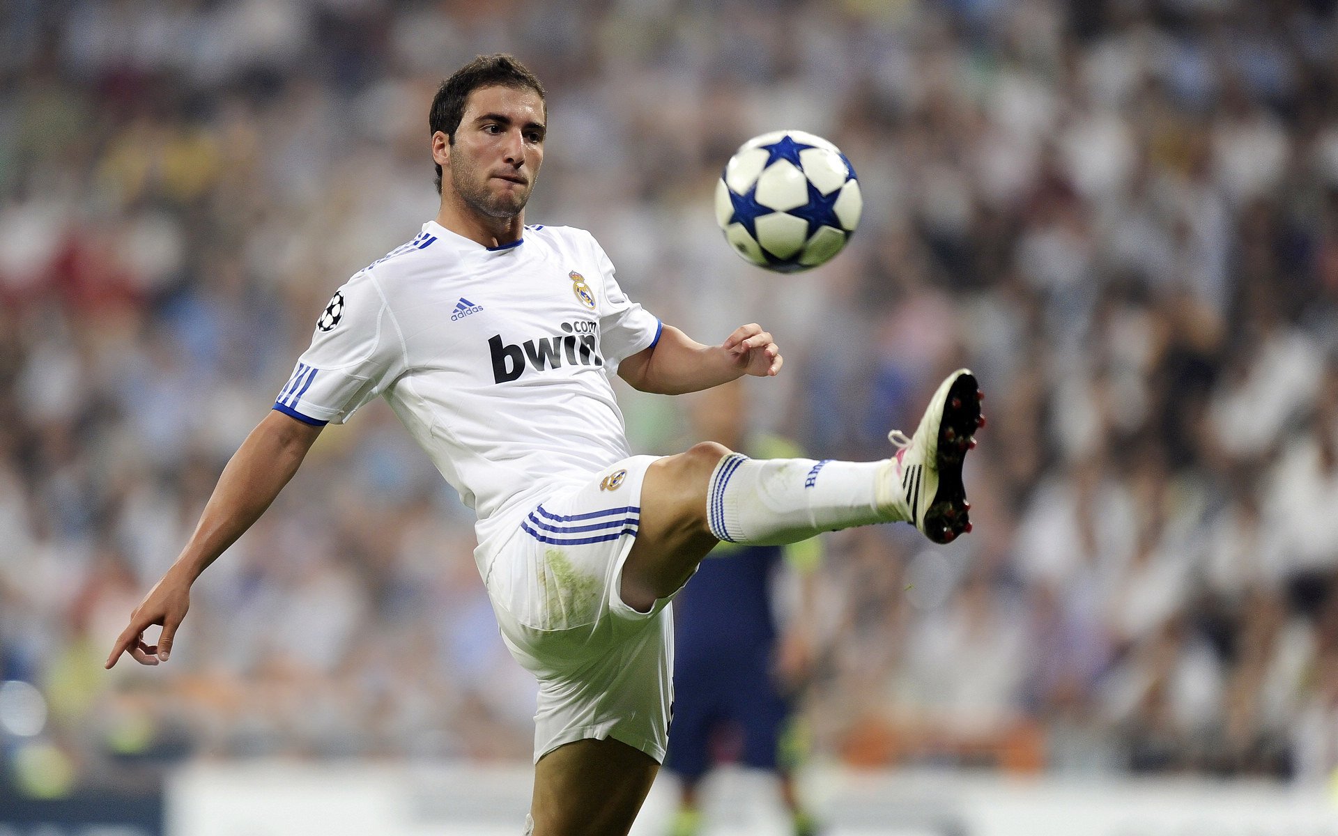 乐鱼体育在线入口-五大联赛红黑榜反映的阵容配置得失分析，五大联赛强度  第5张