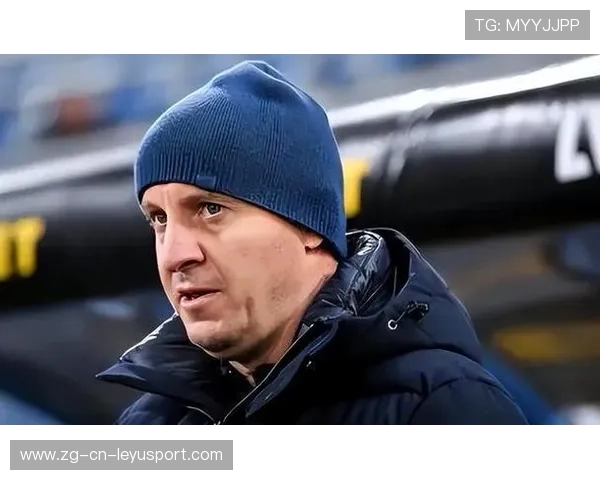 冠军球队主帅续约谈判进展顺利，双方达成初步共识，冠军球队解散